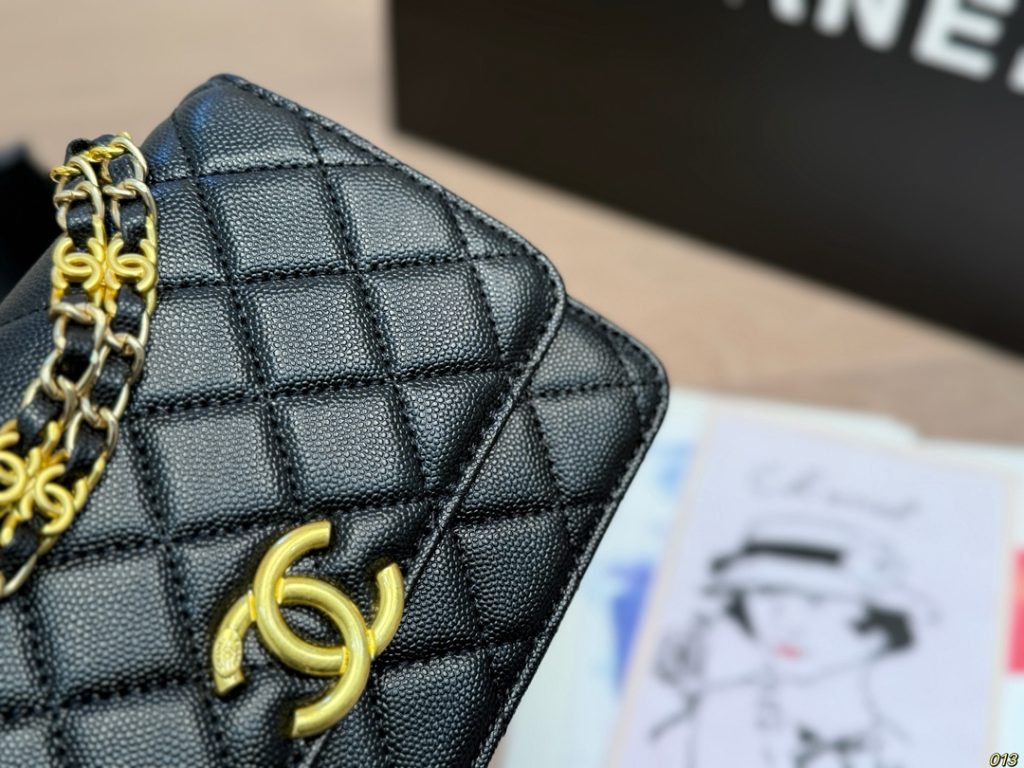 シャネル フォールドバッグ 黒 1色入 💼 - 画像 3
