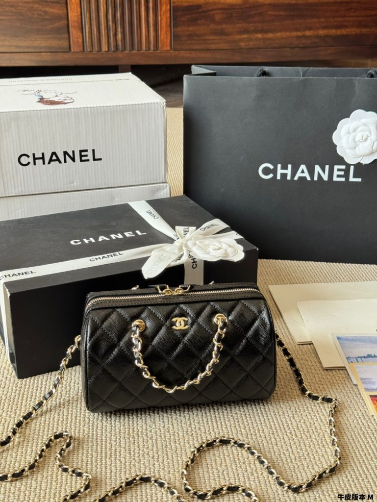 CHANEL シャネル ディケア ロングポシェット ショルダーバッグ ホワイト/ブラック2色入 - 画像 4