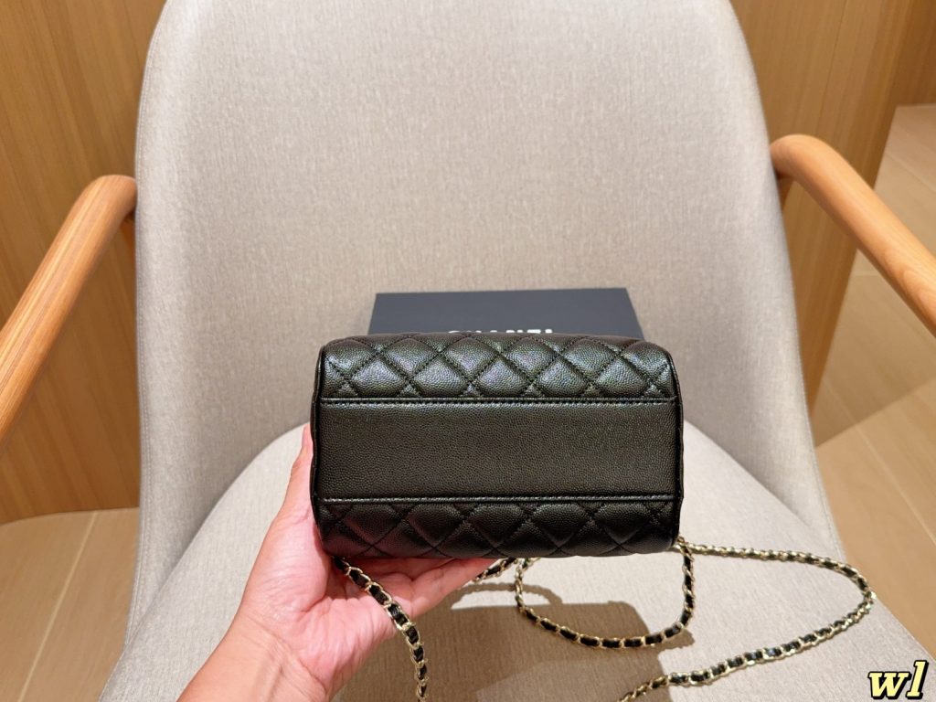 CHANEL リトルボストン 2色入 🖤✨ - 画像 6