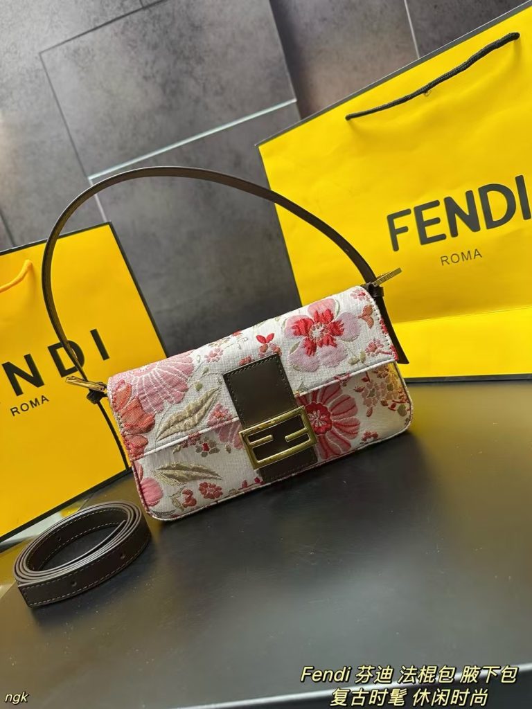 Fendi 花卉刺绣 ファッションバッグ 肩掛け可 4色入 🌸 - 画像 2
