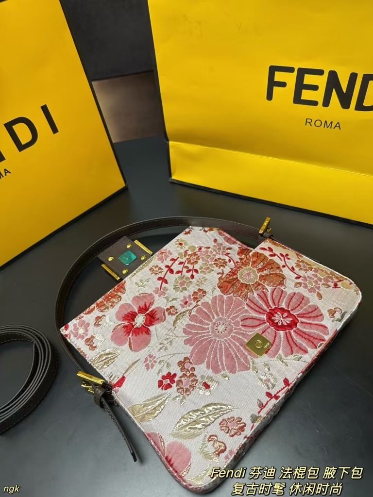 Fendi 花卉刺绣 ファッションバッグ 肩掛け可 4色入 🌸 - 画像 8