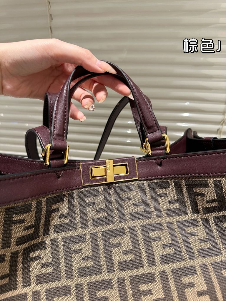 FENDI バッグ バッグ 1色入 🧺 - 画像 4