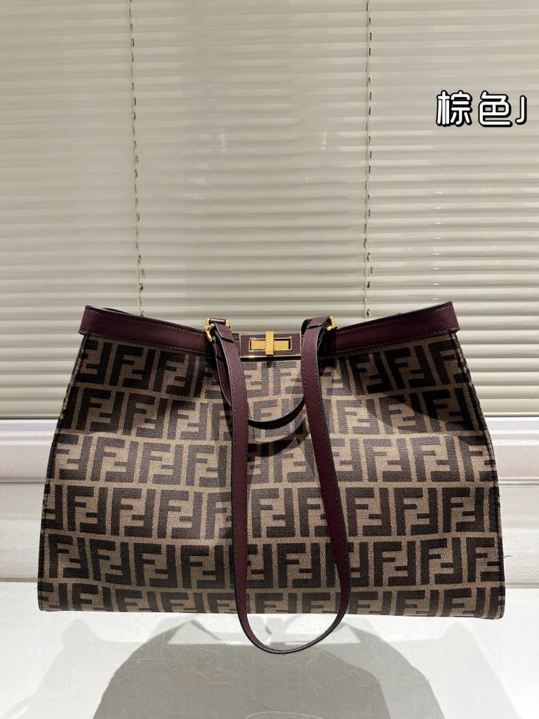 FENDI バッグ バッグ 1色入 🧺 - 画像 5