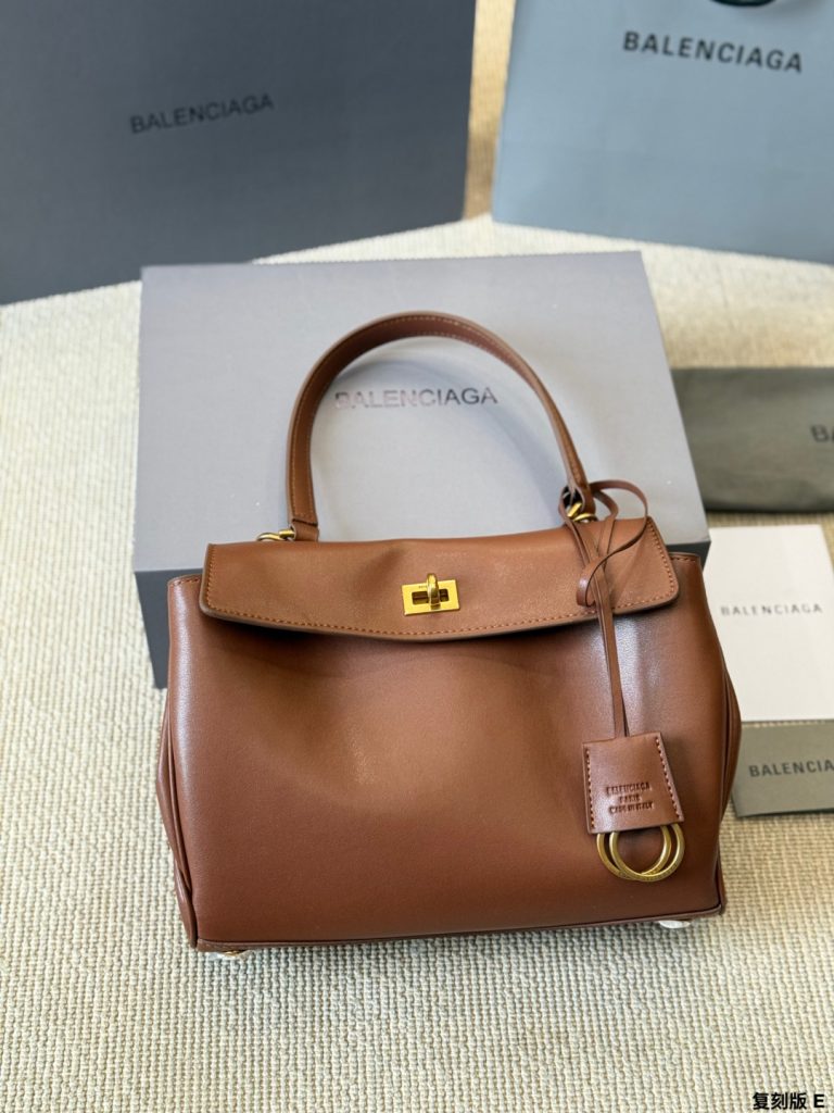BALENCIAGA ハンドバッグ 4色入 🖤 - 画像 5