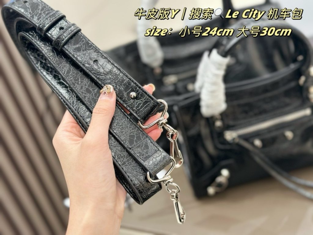 バレンシアガ レディース バッグ 2サイズ 24cm 30cm ブラック 🖤 - 画像 7