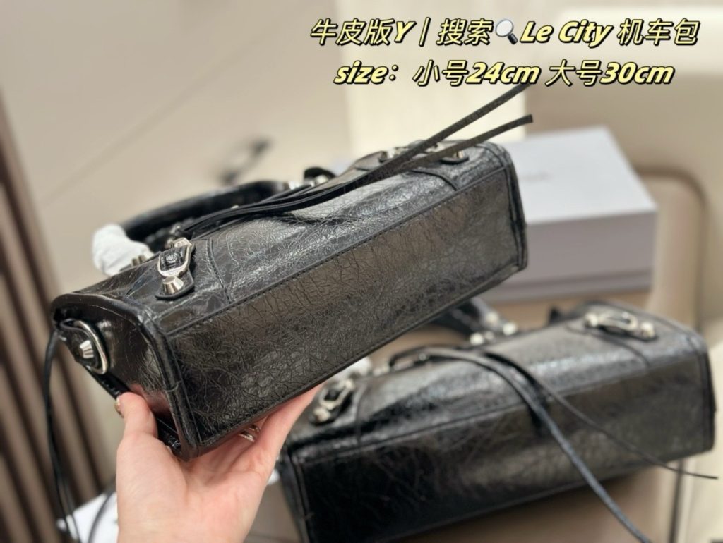バレンシアガ レディース バッグ 2サイズ 24cm 30cm ブラック 🖤 - 画像 8