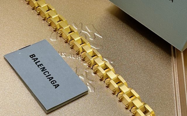 ブランドアイテムのその他を予算内で探す前に見るゴールドのポイント
