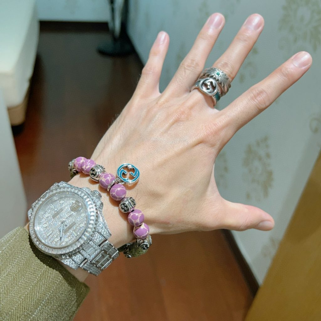 GUCCI ブレスレット グリーンとピンクの天然石 1本入 ✨ - 画像 3
