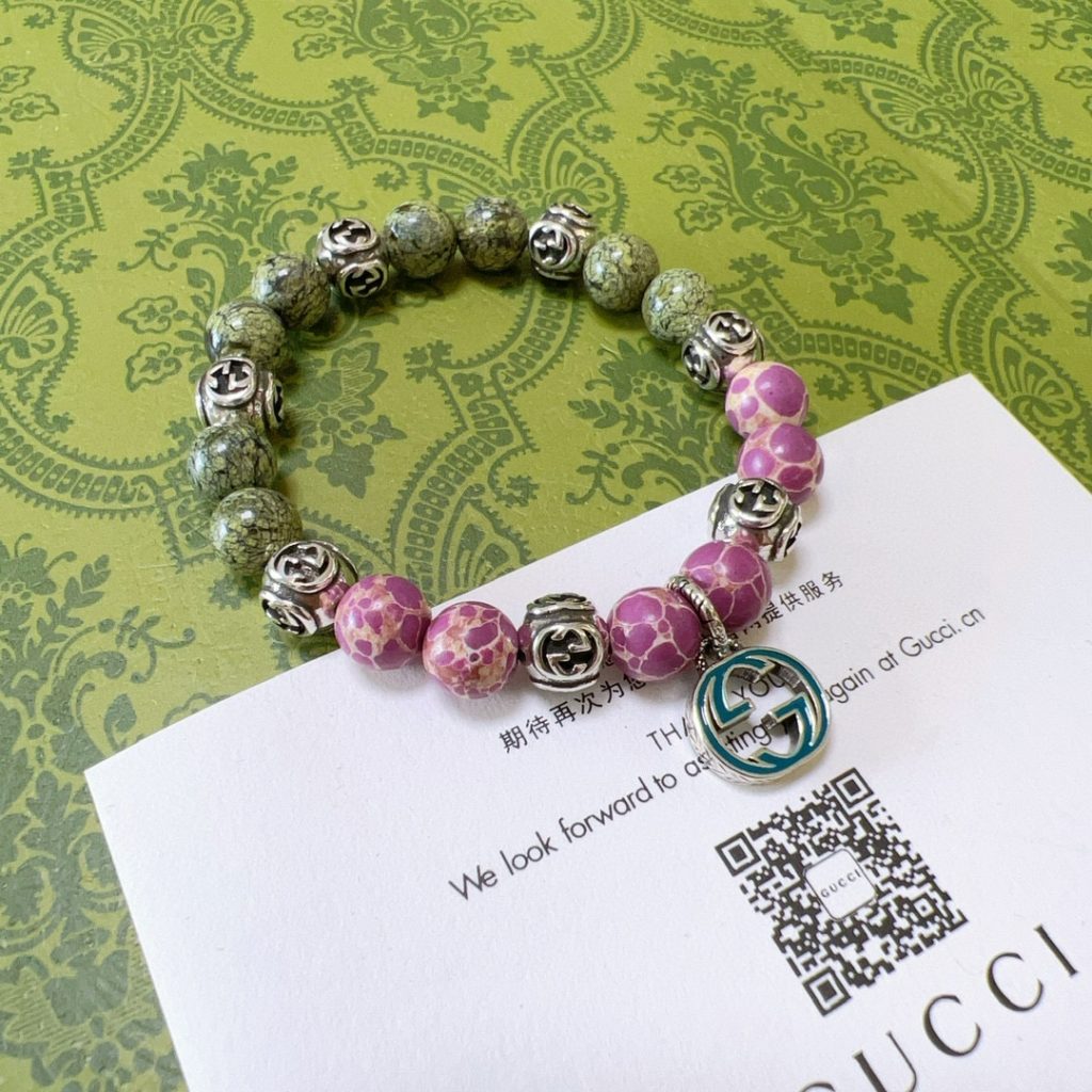 GUCCI ブレスレット グリーンとピンクの天然石 1本入 ✨ - 画像 8