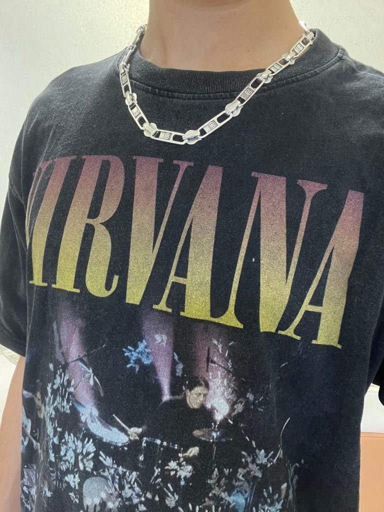 BALENCIAGA ネックレス 3色入 💎 45文字 - 画像 6