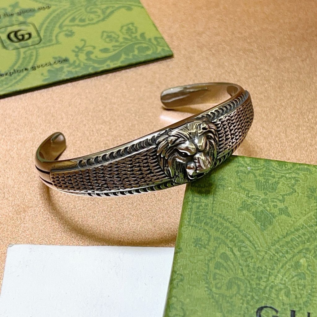 GUCCI リング メンズ メタル ブレスレット シルバー 1色入 💎 - 画像 2