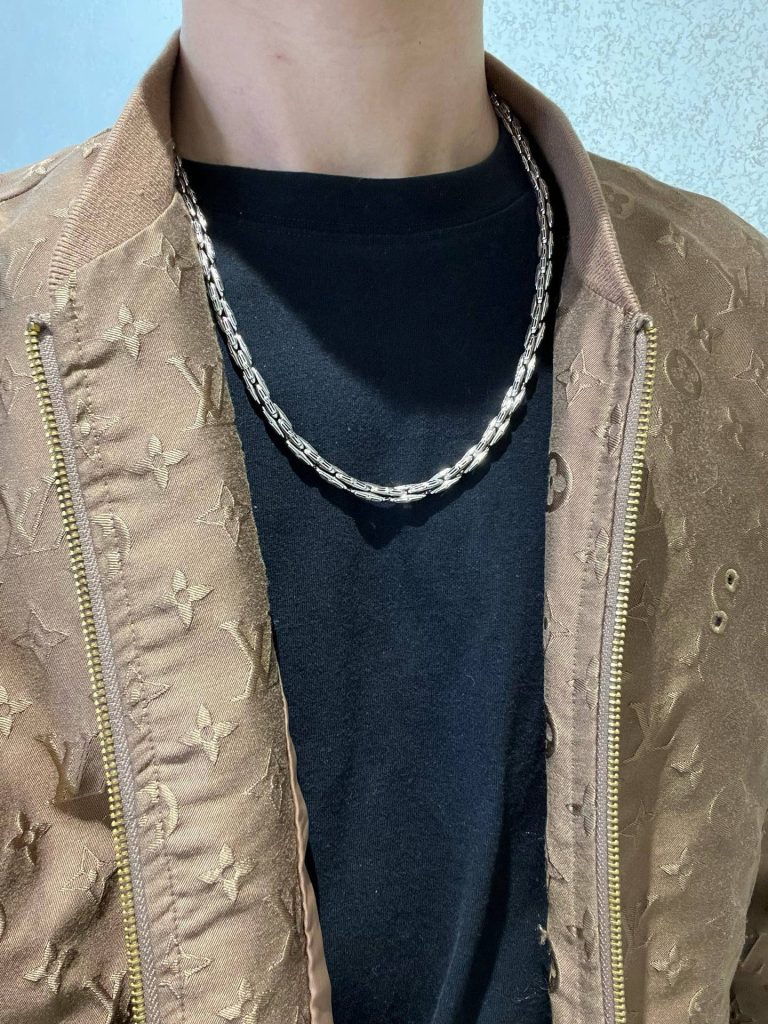 BALENCIAGA ネックレス シルバー 2色入 💎 - 画像 3