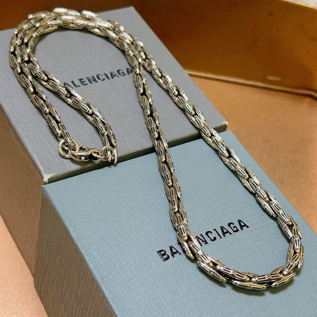 BALENCIAGA ネックレス シルバー 2色入 💎 - 画像 7