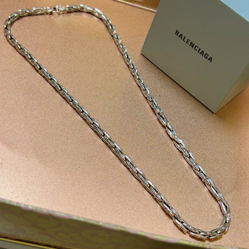 BALENCIAGA ネックレス シルバー 2色入 💎 - 画像 8