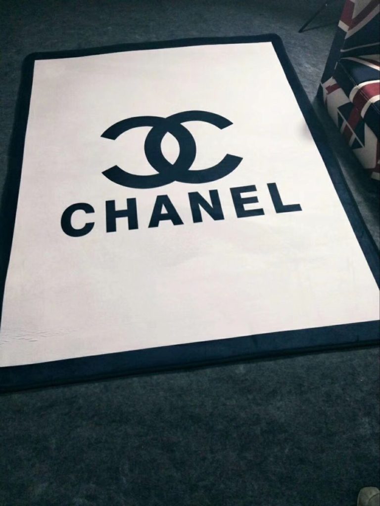 CHANELシャネル　カーペット150×200サイズ　人気絨毯　ラグ大判マット　ウォッシャブル　滑り止め付　おしゃれオススメ - 画像 4