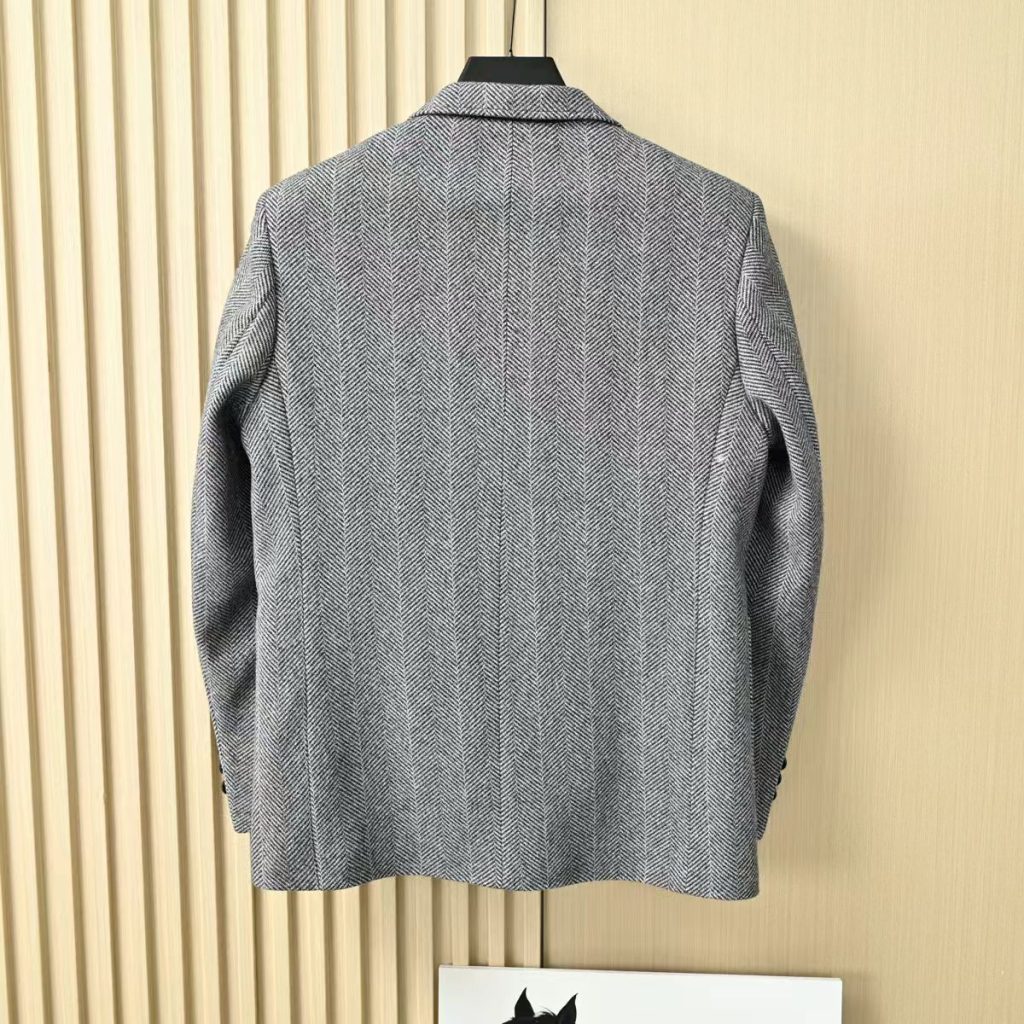 Gucci【02303】グッチ ベイonet 🧥 紳士ウールジャケット ハニカム柄 蝶結 ブラック 🧥✨ - 画像 4