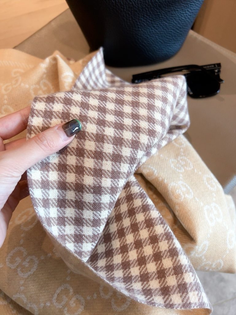GUCCI 二つ面デザイン スカーフ 4色入 - 画像 4
