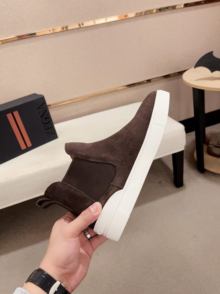 エレガントな ZEGNA メンズ チェルシーブーツ ブラウン 革製 2色 65文字 - 画像 4