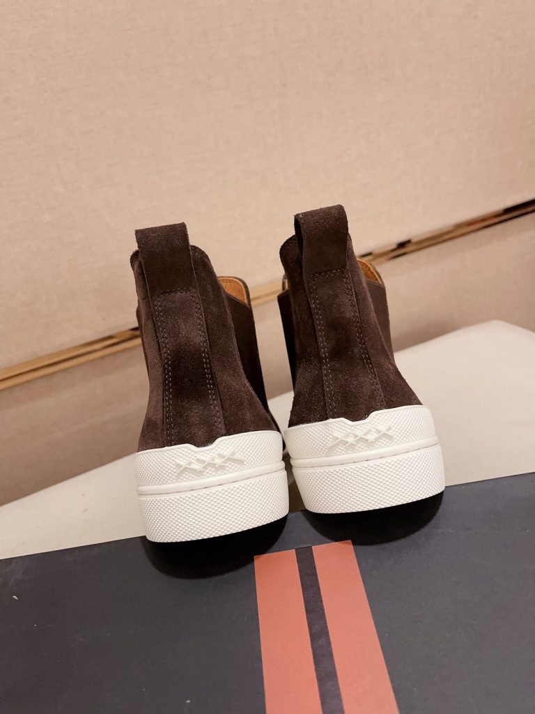 エレガントな ZEGNA メンズ チェルシーブーツ ブラウン 革製 2色 65文字 - 画像 8