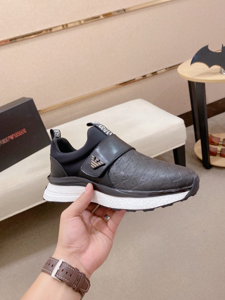 EMPORIO ARMANI men's sneakers ブラック ファッション スニーカー 軽量 舒適 2色入 🖤👟 - 画像 4