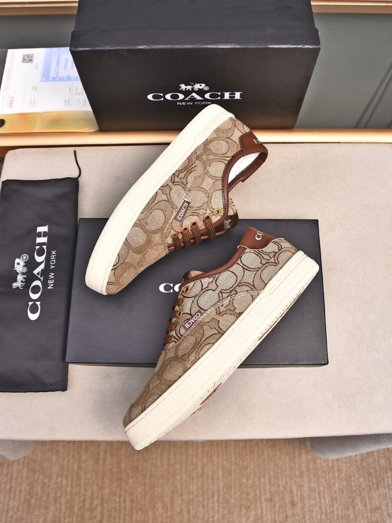 COACH メンズ スニーカー カメリア柄 ブラウン 3色入 🥾 - 画像 8