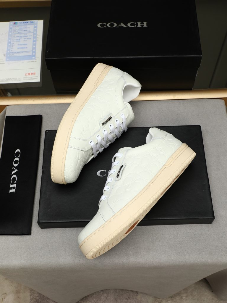COACH メンズ スニーカー ホワイト 本革 ロゴプレス フラットシューズ 2色展開 🥾 - 画像 7