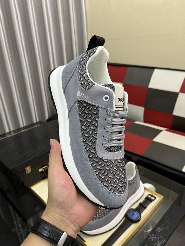 HUGO BOSS 男性 スニーカー グレーカラー スタイリッシュなデザイン 4色入 🧦 - 画像 4