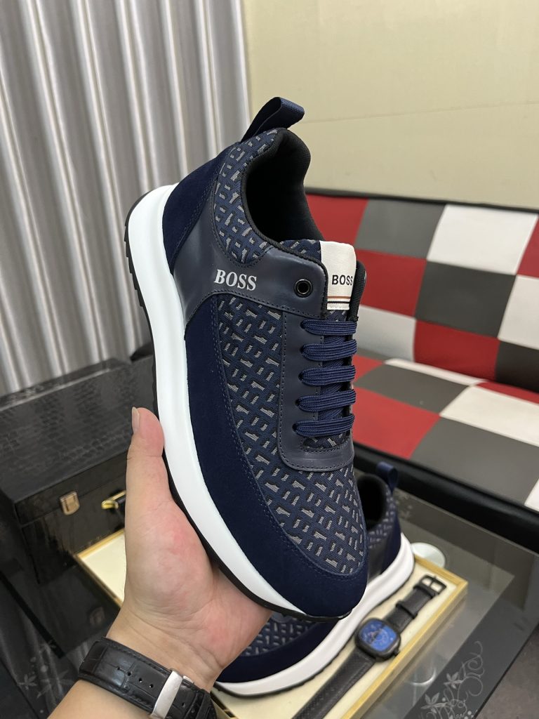 HUGO BOSS メンズスニーカー ブルー 2色展開 🎒 - 画像 4