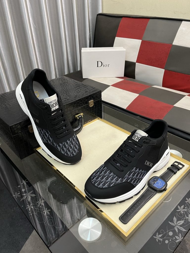 Dior メンズ スニーカー 00182 ブラック デザイン ワンピース 62文字 - 画像 3