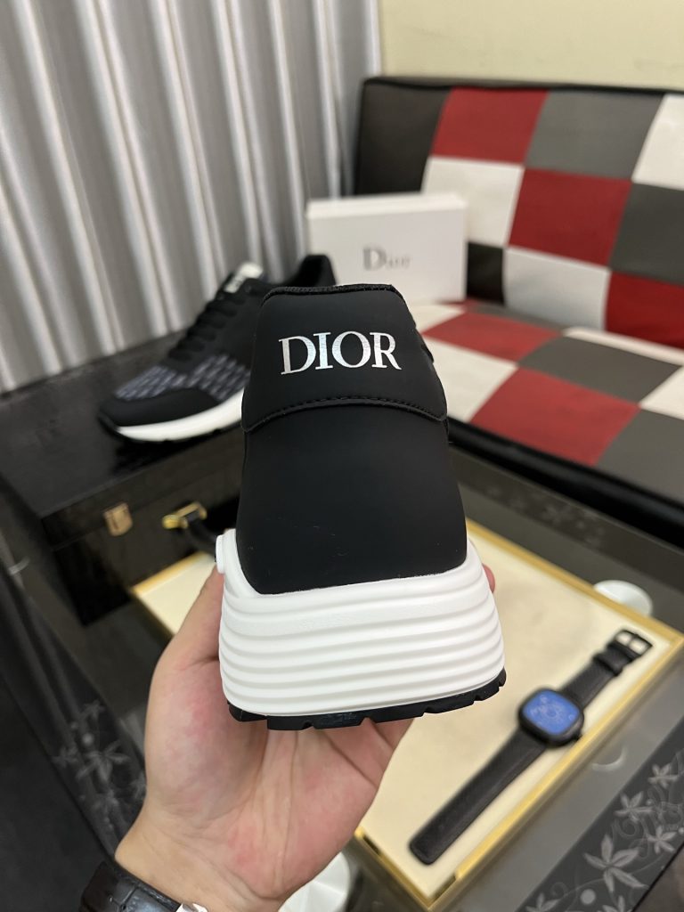 Dior メンズ スニーカー 00182 ブラック デザイン ワンピース 62文字 - 画像 8