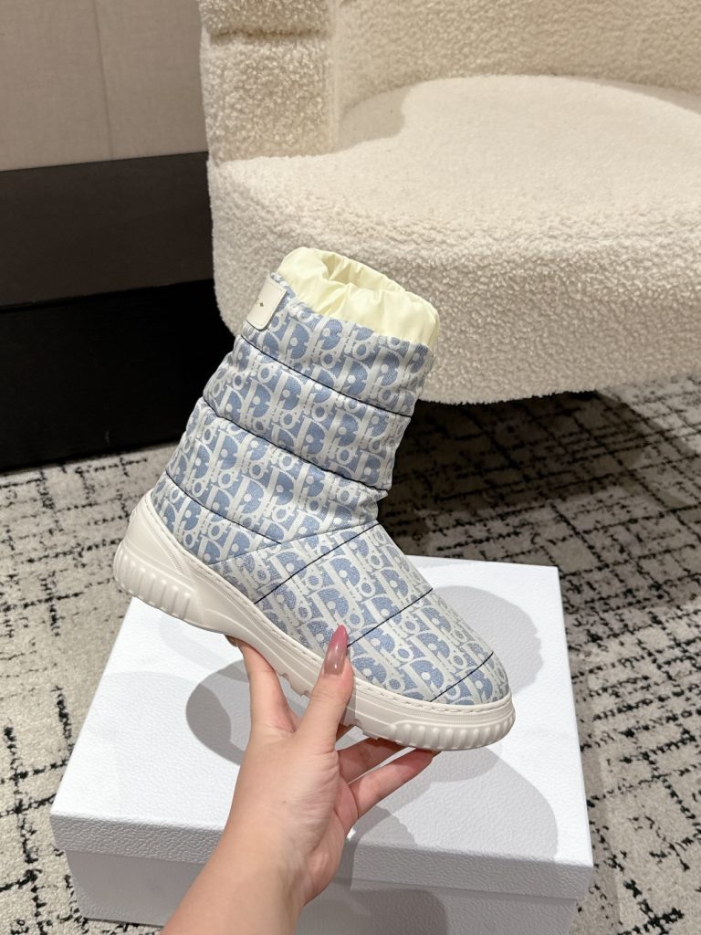 Dior ディオール 女性用 ブーツ ブルーディオール プラットフォーム スノーブーツ 保温性抜群 - 画像 5