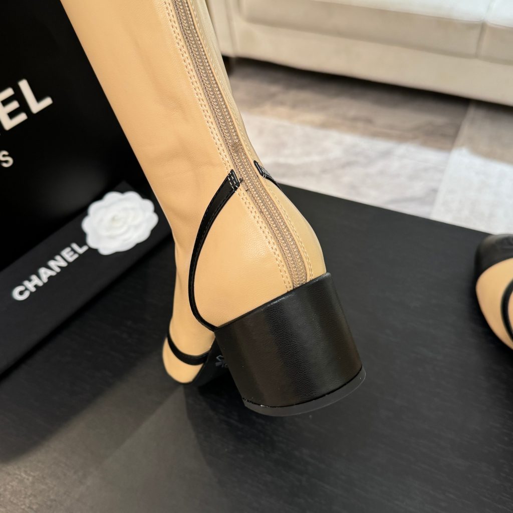 CHANEL レディース ブーツ シャネル ブイエフ クラシック ブーツ ブラウン ブラック 2色 ファッション シューズ - 画像 5