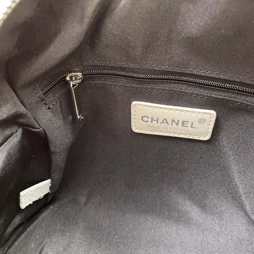 シャネル　CHANEL　ボスドンバッグ　ブラック　ホワイト　ハンドバッグ　ショルダーバッグ　2色 - 画像 5