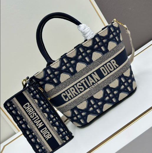エレガント♪DIOR　クリスチャンディオール　パニエ シャポーバッグ　レディース　トートバッグ　ショルダー　　刺繍バッグ　カバン - 画像 6
