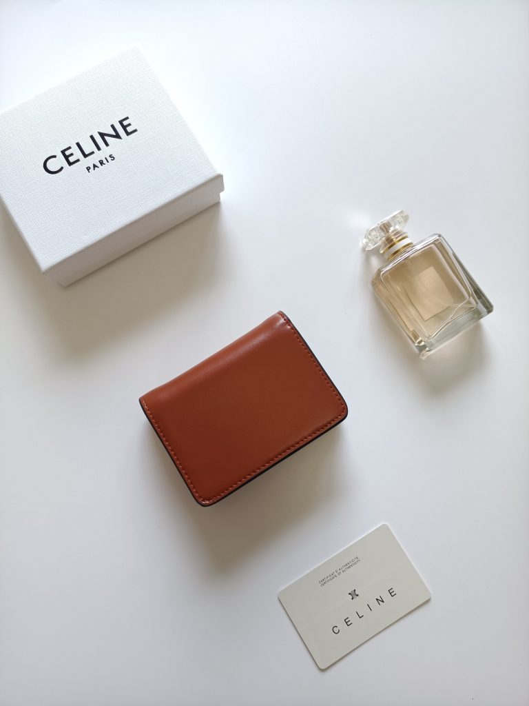 CELINE ボディーウォレット ブラウン 2つ折り 長財布 二つ折り ウォレット 本革 ゴールド金具 - 画像 3