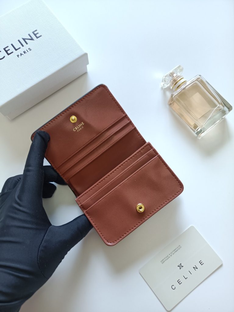 CELINE ボディーウォレット ブラウン 2つ折り 長財布 二つ折り ウォレット 本革 ゴールド金具 - 画像 5