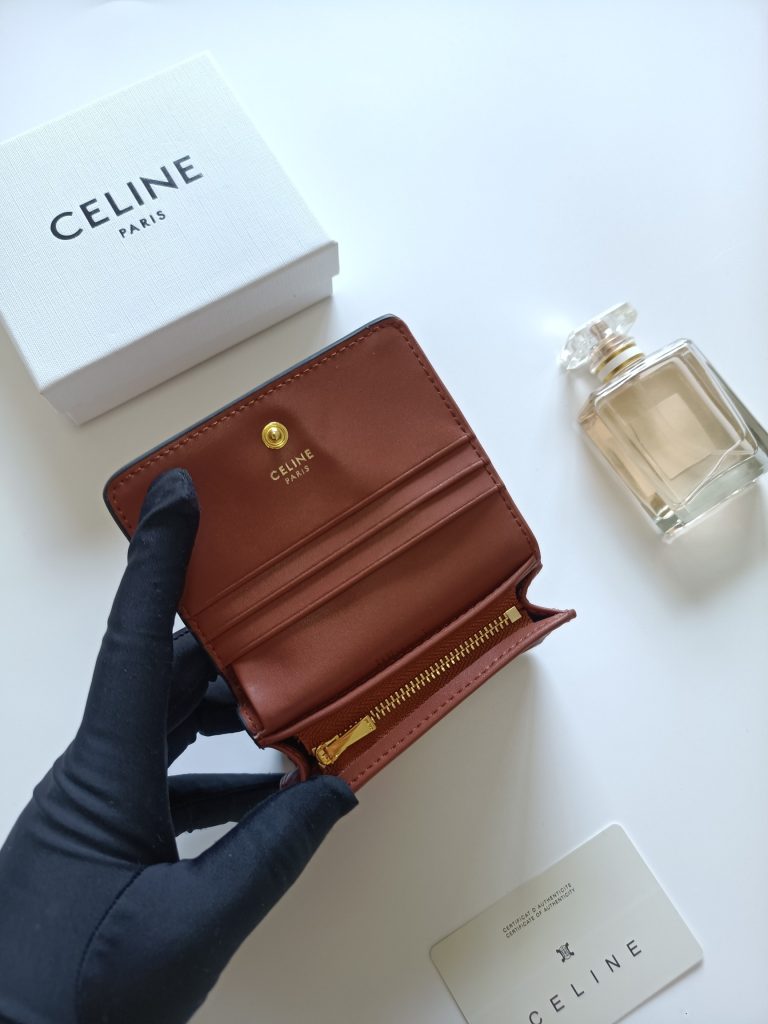 CELINE ボディーウォレット ブラウン 2つ折り 長財布 二つ折り ウォレット 本革 ゴールド金具 - 画像 6