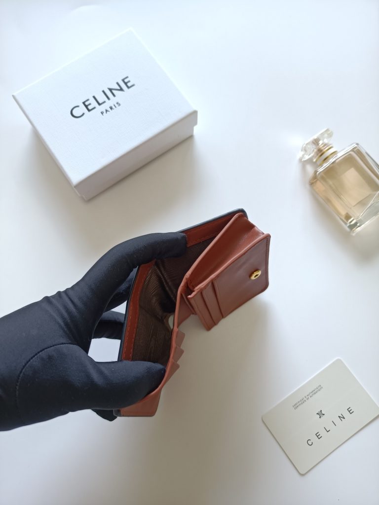 CELINE ボディーウォレット ブラウン 2つ折り 長財布 二つ折り ウォレット 本革 ゴールド金具 - 画像 7