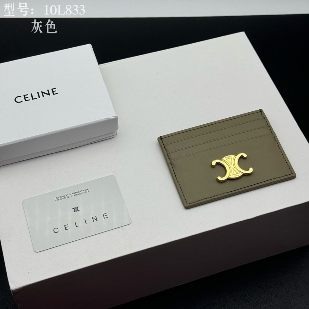 CELINE シリコンカードケース グレー 10L833 財布・小物｜通勤の日に毎日に合わせるポイント