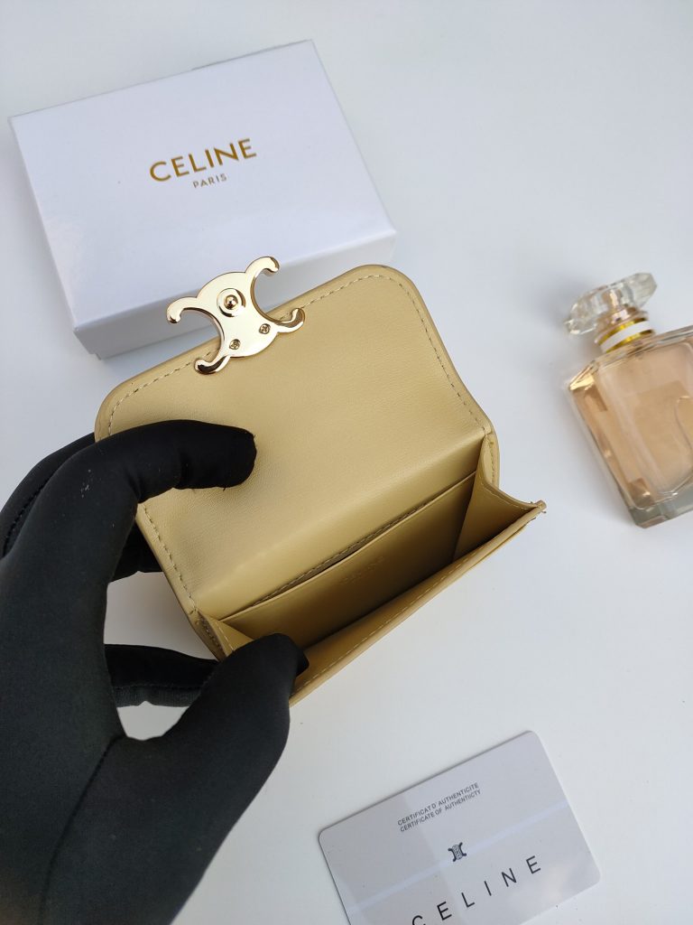 CELINE セリーヌ カードケース レザー ゴールド金具 ベージュ 1色入 - 画像 6