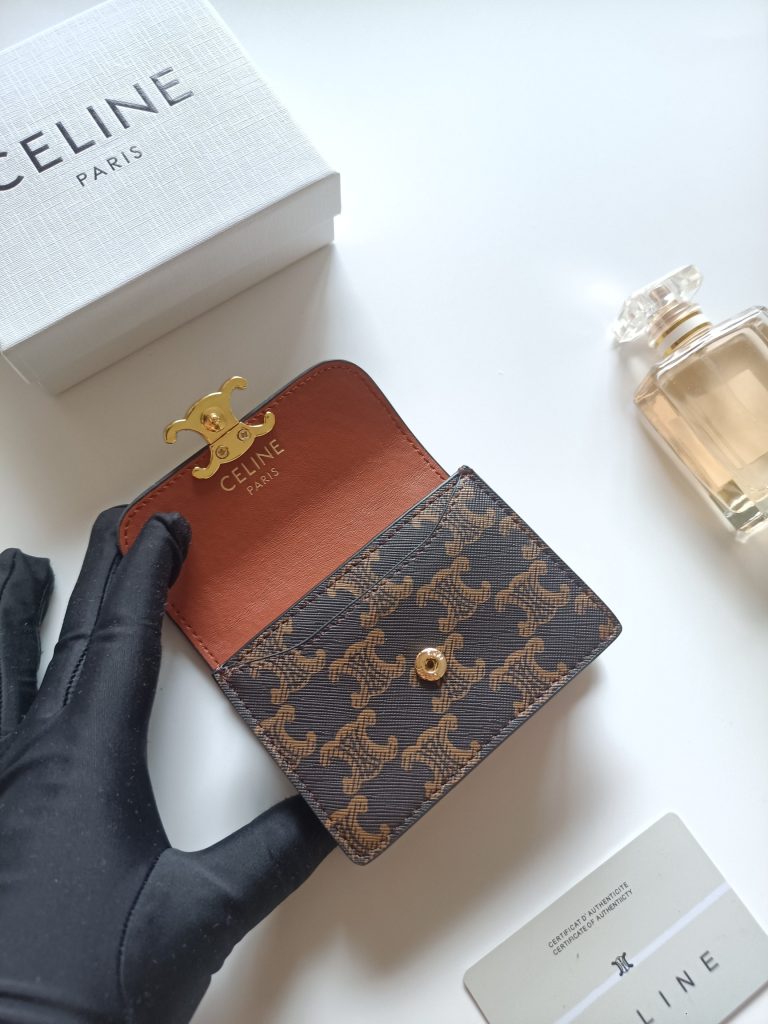 CELINE セリーヌ ロゴ プルアップ カードケース 2way 茶 1色入 - 画像 5
