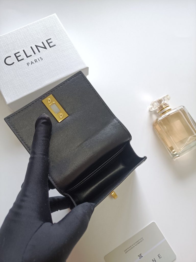 CELINE ブラック ウォレット レザー ミニ財布 ゴールド金具 2つ折り 高級感 54614 - 画像 6