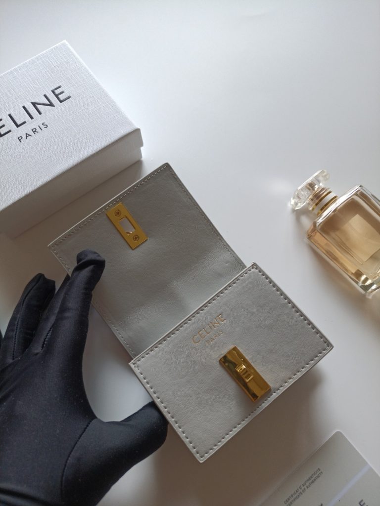 CELINE プチウォレット ゴールド金具 シルバー 1枚入 - 画像 5