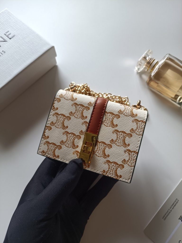 CELINE ワンピース ミニウォレット フラップ付き チェーン付き クロスボディ ベージュ - 画像 4