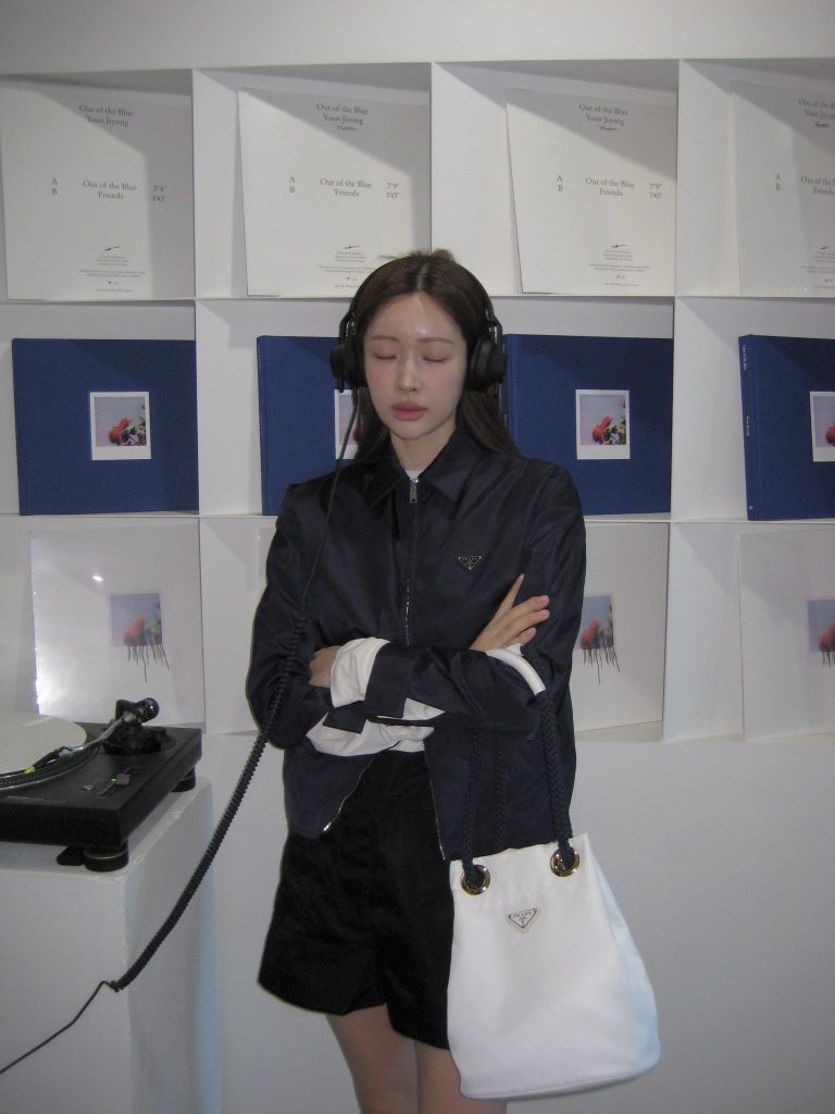 PRADA プラダ バッグ バケットバッグ 白 ブラック バッグ 2色入 - 画像 2