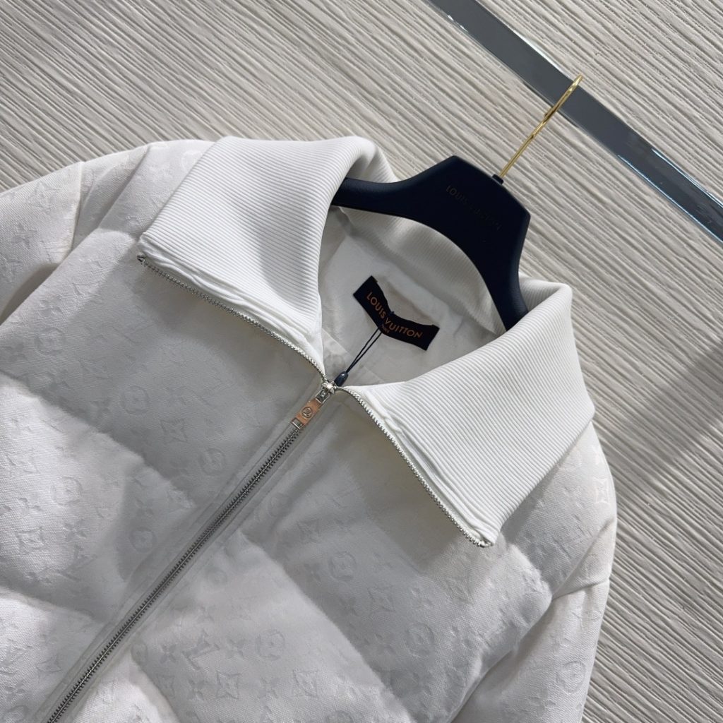 LOUIS VUITTON 00012 ダウンジャケット ロゴ入り ブラック - 画像 2
