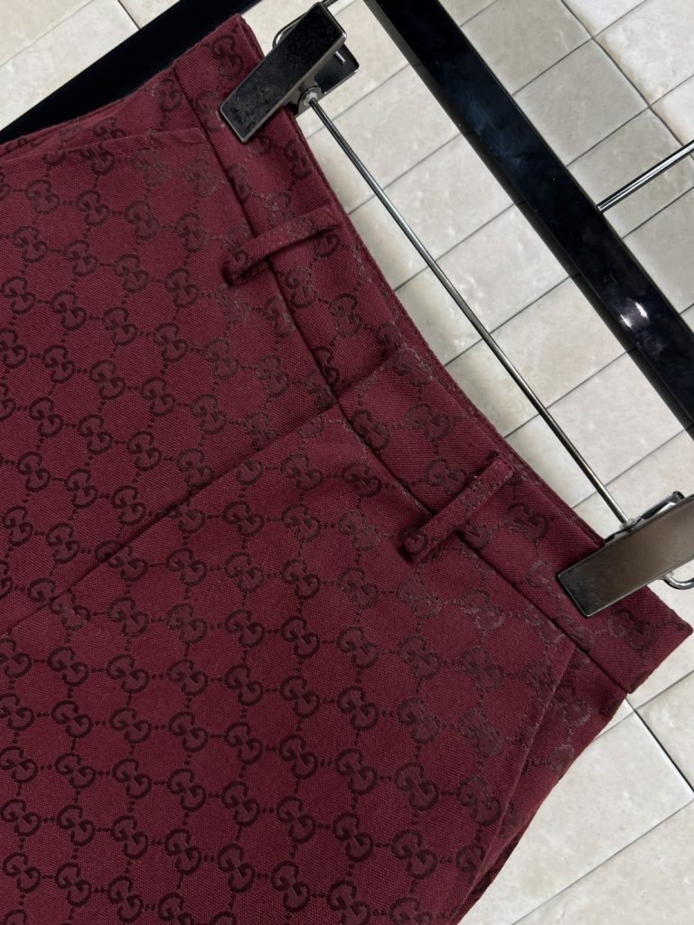 GUCCI 250 双G提花 レディース ショートパンツ レッド 高腰 ワイドパンツ 一色四 S-M-L-XL - 画像 2
