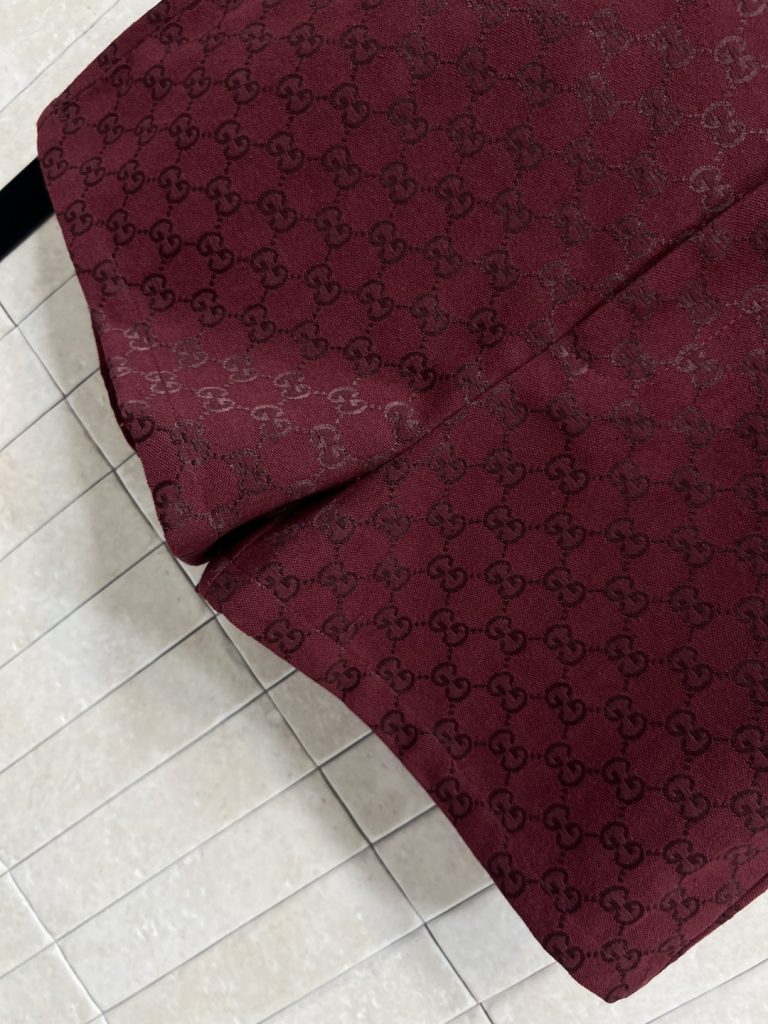 GUCCI 250 双G提花 レディース ショートパンツ レッド 高腰 ワイドパンツ 一色四 S-M-L-XL - 画像 3