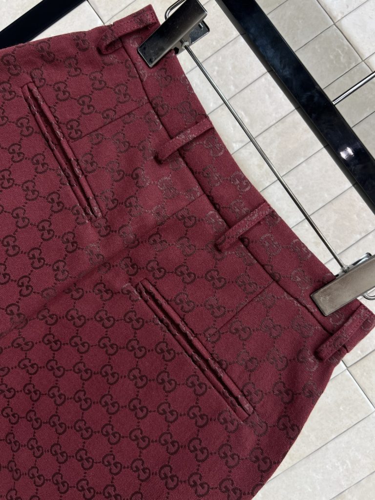 GUCCI 250 双G提花 レディース ショートパンツ レッド 高腰 ワイドパンツ 一色四 S-M-L-XL - 画像 8