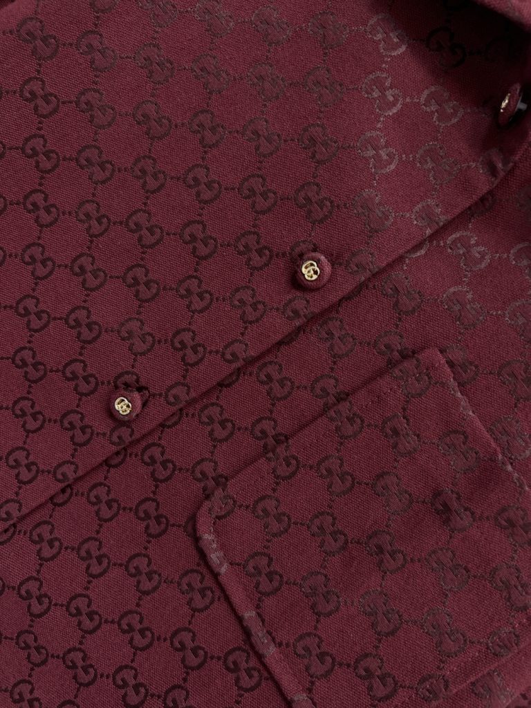 Gucci | 270 Guc家 25早秋新款 シャツ レッド GG提花 翻領 短袖 ショート丈 | サイズS M L XL - 画像 3